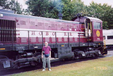 Tom and the Hobo Railroad. Photo by Liz Keating, September 18, 2005